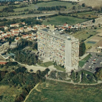 Vue aérienne de la Maison Radieuse, côtés Ouest et Sud