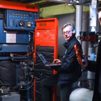 Trois membres de l'équipe du service énergie sécurité des bâtiments