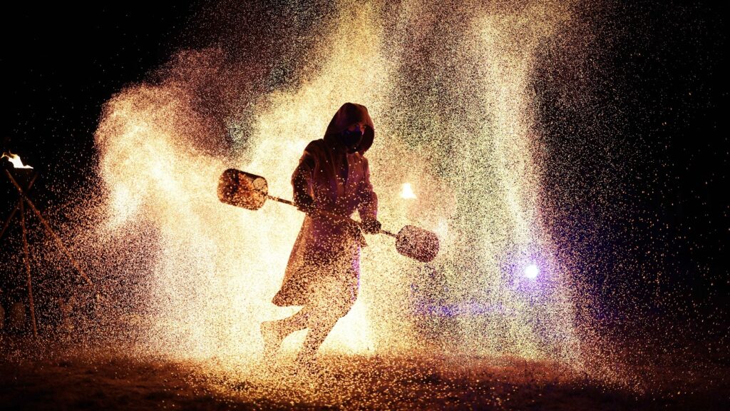 Gros plan sur un des membres de la Compagnie Gregam