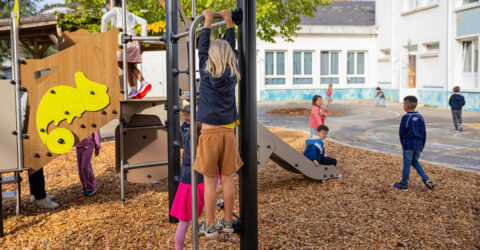 Écoles : 2 millions pour s&rsquo;adapter au changement climatique 